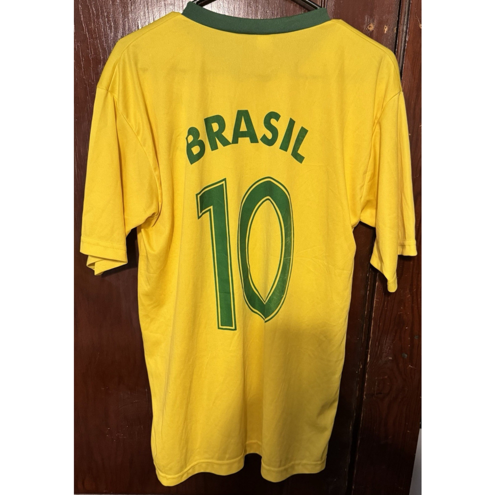 Brazil Soccer T-Shirt Men's Size XL (?) Yellow Brasil